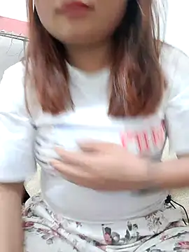 mai-mai-97 online show from 02/15/26, 09:41