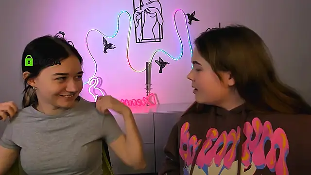 candy flossie1 online show from 12/18/25, 06:08