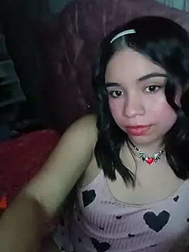 Snapshot of Tatiana18Strip chatting on 12/16/25, 06:51 Tatiana18Strip online show from 12/16/25, 06:51