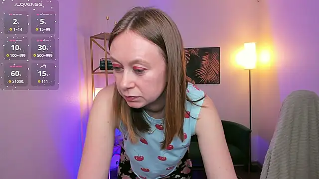Snapshot of Brooke_lover chatting on 06/11/26, 12:32 Brooke lover online show from 06/11/26, 12:32