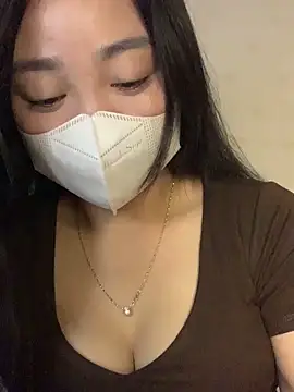Snapshot of lana-kan chatting on 03/29/26, 01:33 lana-kan online show from 03/29/26, 01:33