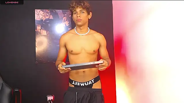 LiamVibes212 online show from 01/14/26, 01:06