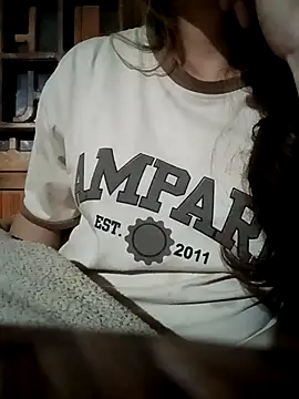 NariShow online show from 12/18/25, 04:02