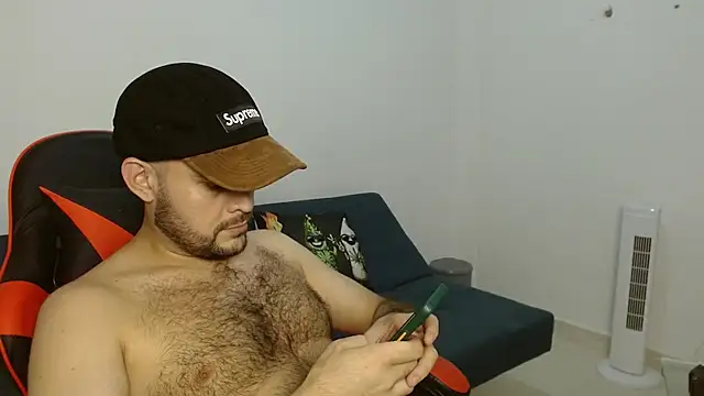 Snapshot of holegape chatting on 04/21/26, 05:50 holegape online show from 04/21/26, 05:50