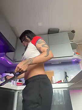 Snapshot of SaraAndrade_ chatting on 02/12/26, 09:54 SaraAndrade online show from 02/12/26, 09:54