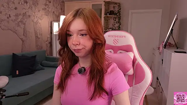 Snapshot of eva_aria chatting on 04/20/26, 08:10 eva aria online show from 04/20/26, 08:10