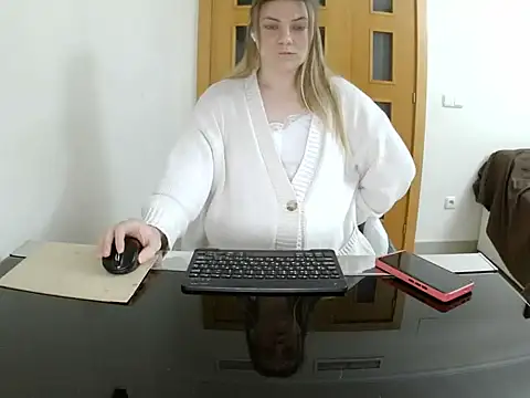 Adelyxveex online show from 11/27/25, 11:07