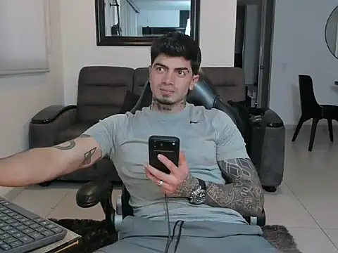 Snapshot of _mrcock__ chatting on 07/03/26, 10:38 mrcock online show from 07/03/26, 10:38