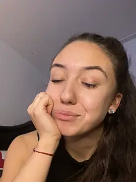 Snapshot of CristinaSw chatting on 02/20/26, 07:36 CristinaSw online show from 02/20/26, 07:36