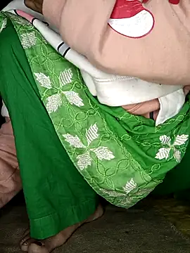 Snapshot of Jhunaki_789 chatting on 01/13/26, 05:51 Jhunaki 789 online show from 01/13/26, 05:51