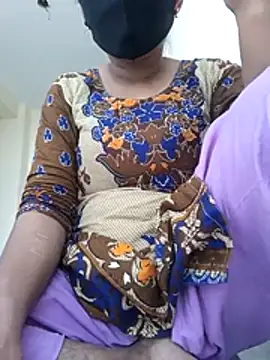 Snapshot of Jhunaki_789 chatting on 02/21/26, 03:40 Jhunaki 789 online show from 02/21/26, 03:40