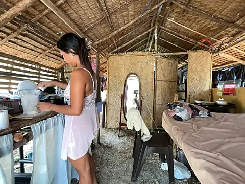 Juliet official pro online show from 04/08/26, 12:54