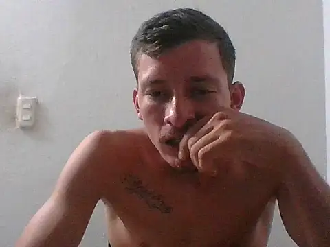 Snapshot of monojerez chatting on 12/15/25, 12:26 monojerez online show from 12/15/25, 12:26