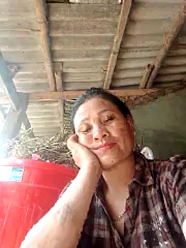 Snapshot of hey-bana chatting on 04/15/26, 02:18 hey-bana online show from 04/15/26, 02:18