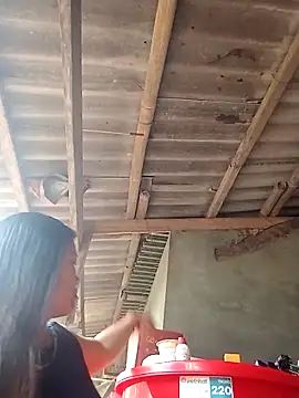 Snapshot of hey-bana chatting on 04/20/26, 12:02 hey-bana online show from 04/20/26, 12:02