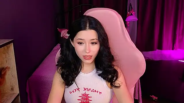 Snapshot of RedMidnight chatting on 03/10/26, 08:25 RedMidnight online show from 03/10/26, 08:25