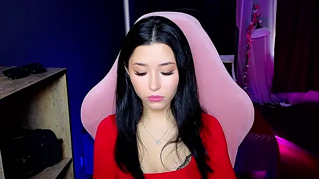 Snapshot of RedMidnight chatting on 03/23/26, 05:55 RedMidnight online show from 03/23/26, 05:55