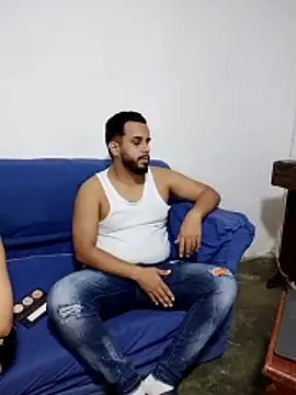 the pink girl online show from 11/25/25, 07:36