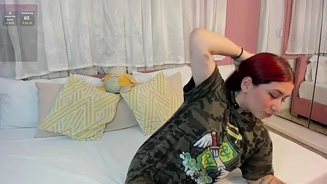 CharlotteBlossom online show from 01/08/26, 08:44