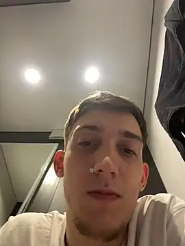 Snapshot of Rabizoon chatting on 03/08/26, 11:36 Rabizoon online show from 03/08/26, 11:36