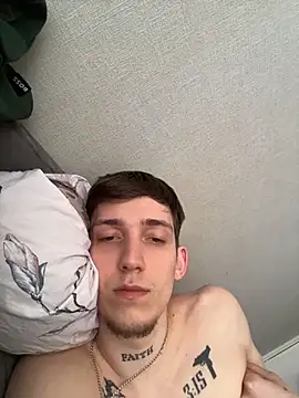 Snapshot of Rabizoon chatting on 04/15/26, 07:48 Rabizoon online show from 04/15/26, 07:48