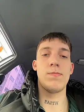 Snapshot of Rabizoon chatting on 04/20/26, 08:39 Rabizoon online show from 04/20/26, 08:39