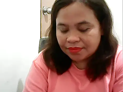 Snapshot of cutechubby chatting on 04/21/26, 10:32 cutechubby online show from 04/21/26, 10:32