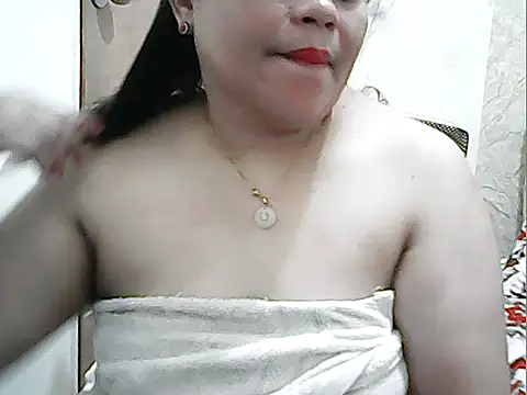 Snapshot of cutechubby chatting on 05/09/26, 11:37 cutechubby online show from 05/09/26, 11:37