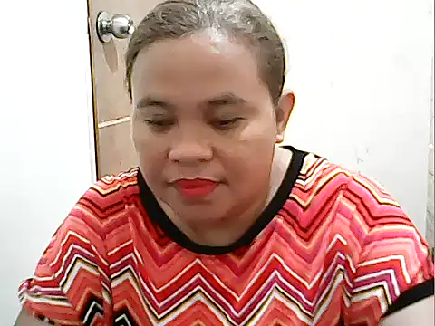 Snapshot of cutechubby chatting on 06/10/26, 09:57 cutechubby online show from 06/10/26, 09:57