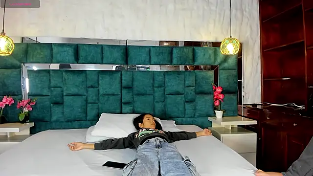  bonnyandclyde online show from 02/27/26, 12:27