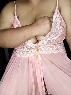 Curvy Pooja online show from 03/09/26, 08:02