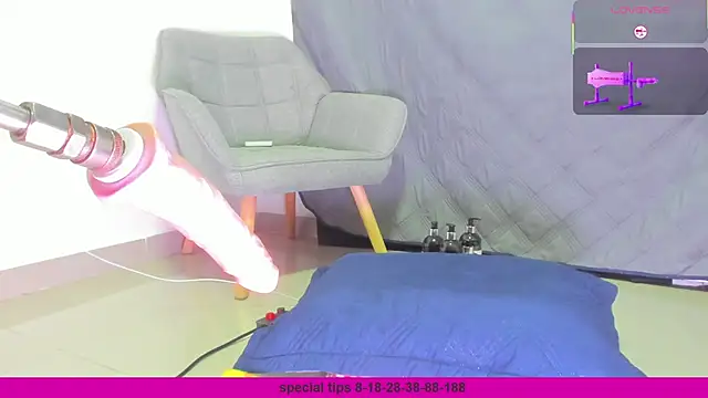 sophie 1  online show from 02/27/26, 02:33