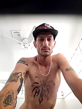 Snapshot of azrider480 chatting on 03/28/26, 06:40 azrider480 online show from 03/28/26, 06:40