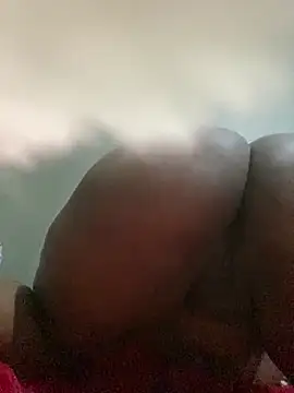 Snapshot of dickloverbbe chatting on 12/22/25, 06:05 dickloverbbe online show from 12/22/25, 06:05