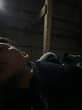 sanu551 online show from 12/22/25, 12:02