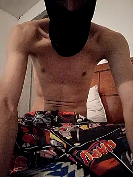 Snapshot of Angel_Ronson chatting on 04/20/26, 11:28 Angel Ronson online show from 04/20/26, 11:28