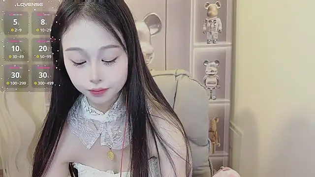 Snapshot of -Annababy chatting on 12/01/25, 04:56 -Annababy online show from 12/01/25, 04:56