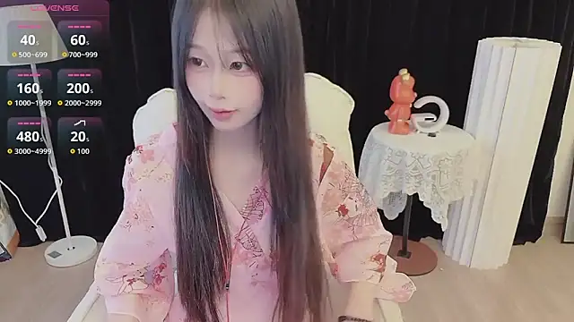 Snapshot of -Annababy chatting on 03/12/26, 12:39 -Annababy online show from 03/12/26, 12:39