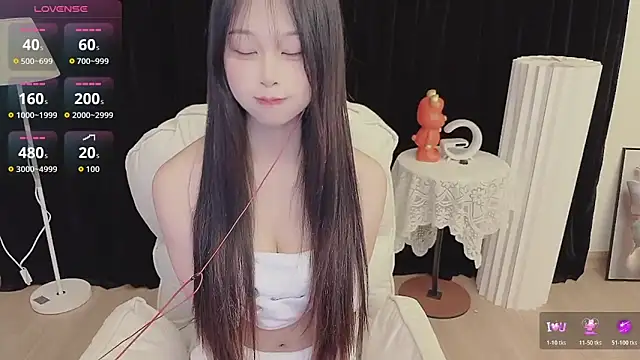 Snapshot of -Annababy chatting on 03/12/26, 09:32 -Annababy online show from 03/12/26, 09:32