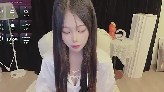 Snapshot of -Annababy chatting on 06/05/26, 01:23 -Annababy online show from 06/05/26, 01:23