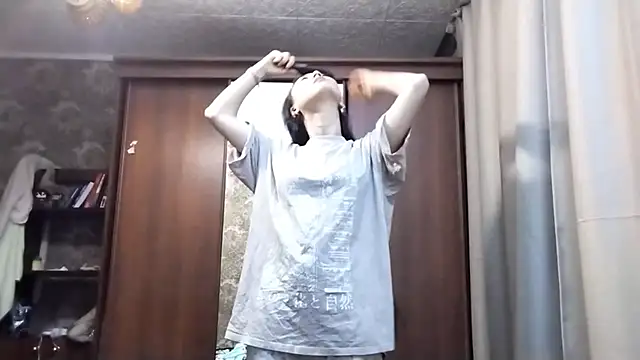 Snapshot of ArianeRandy chatting on 11/30/25, 03:05 ArianeRandy online show from 11/30/25, 03:05