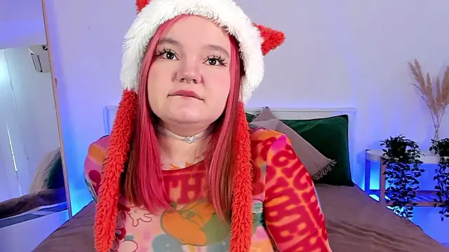 Snapshot of Rose_Luvv chatting on 02/02/26, 07:29 Rose Luvv online show from 02/02/26, 07:29