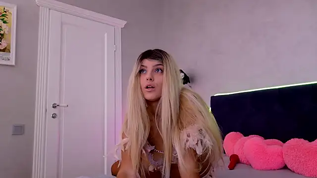 ChristalRose online show from 01/07/26, 09:39