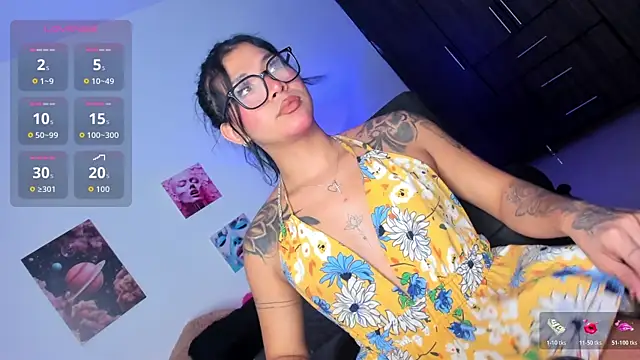 Snapshot of camila_hott69_ chatting on 03/21/26, 03:00 camila hott69 online show from 03/21/26, 03:00