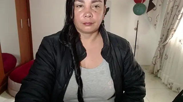 vivian-milf online show from 01/08/26, 01:02