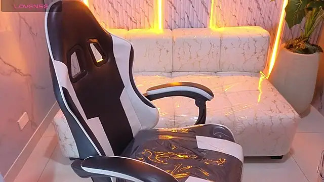 Saphire Tx online show from 01/08/26, 01:24