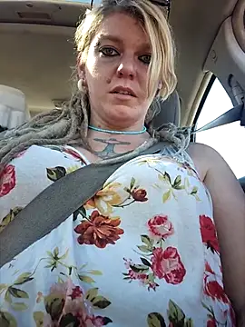 Snapshot of Horny_hippie chatting on 02/14/26, 07:54 Horny hippie online show from 02/14/26, 07:54