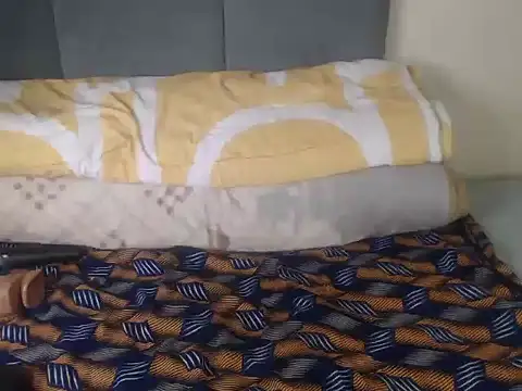 Chocolatebae86 online show from 12/22/25, 08:33