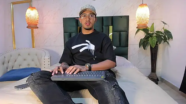 Brand Collins online show from 11/28/25, 11:35