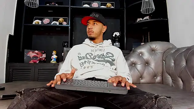 Brand Collins online show from 01/10/26, 08:10